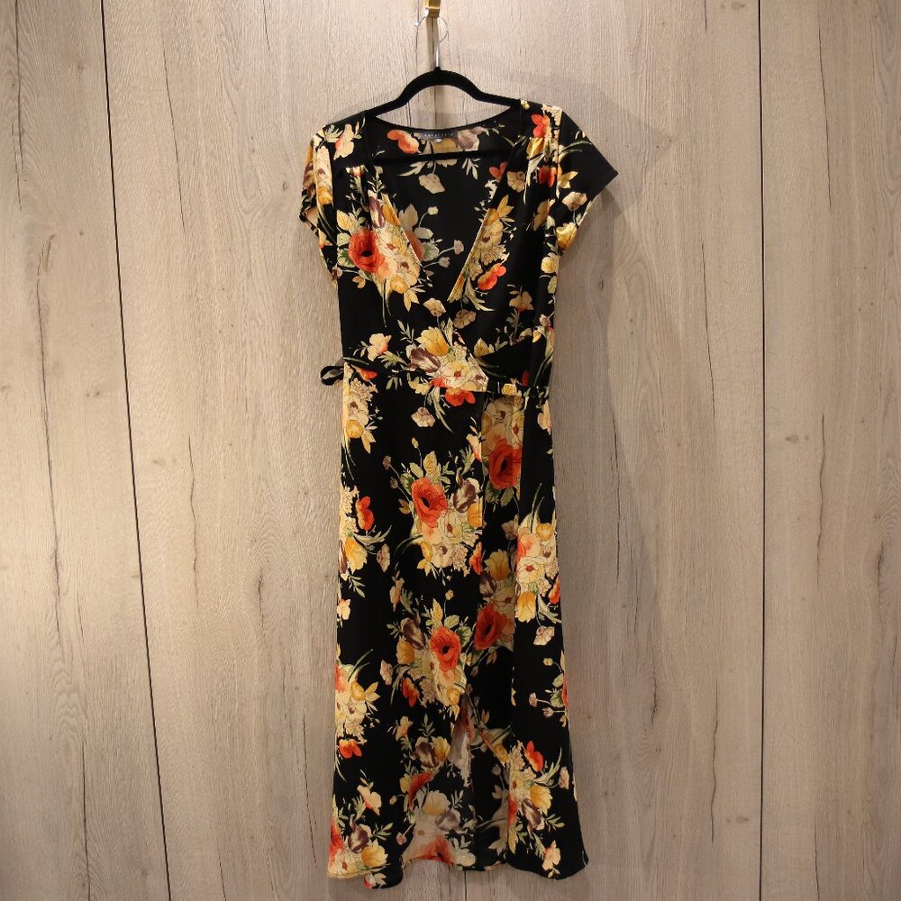 Floral Print Wrap Midi Dress V-Neck Medium flutter sleeve black